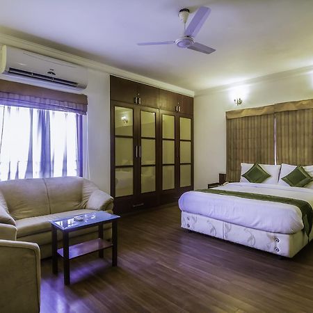 Treebo Angson Hotel เชนไน ภายนอก รูปภาพ