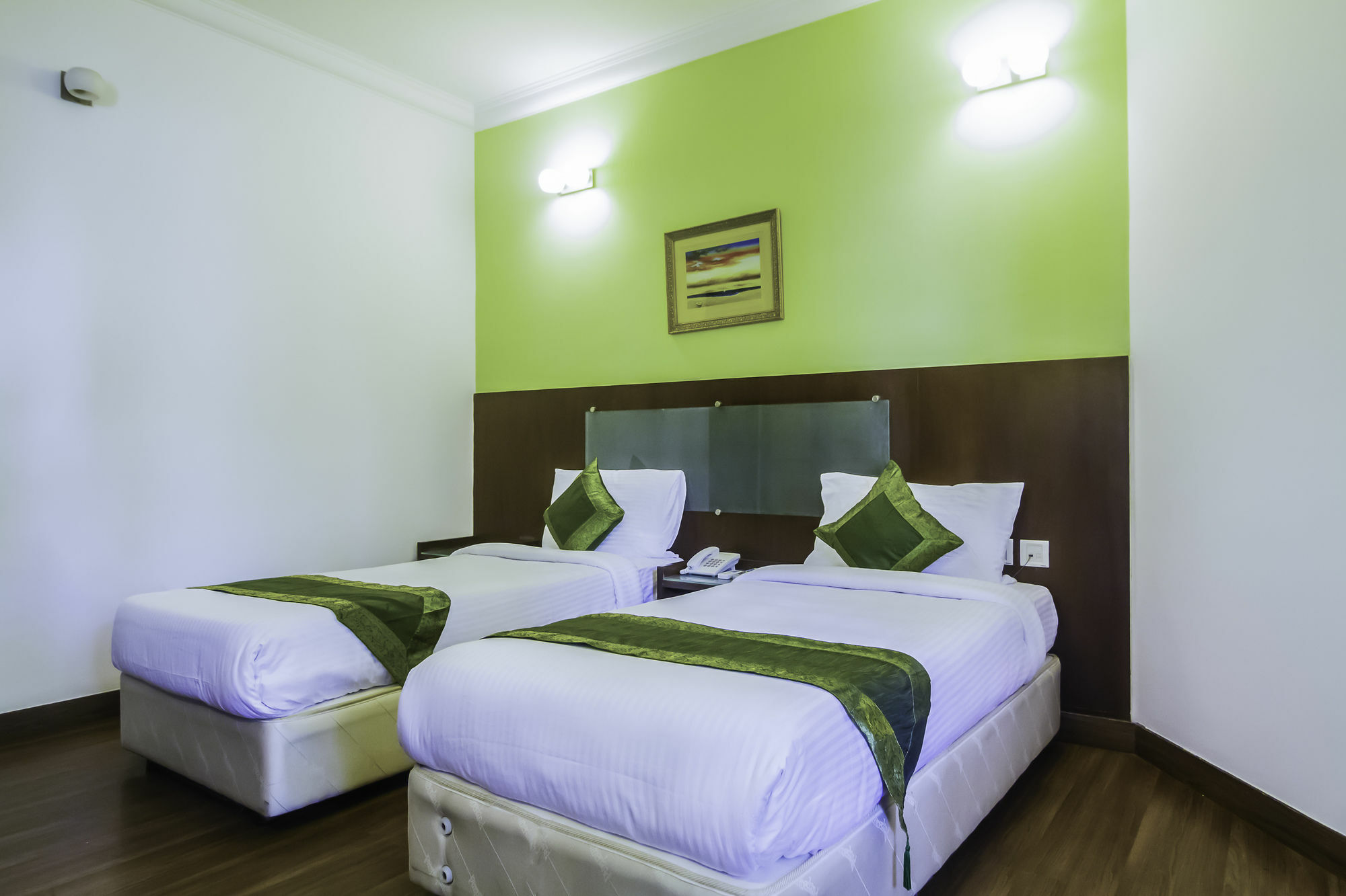 Treebo Angson Hotel เชนไน ภายนอก รูปภาพ